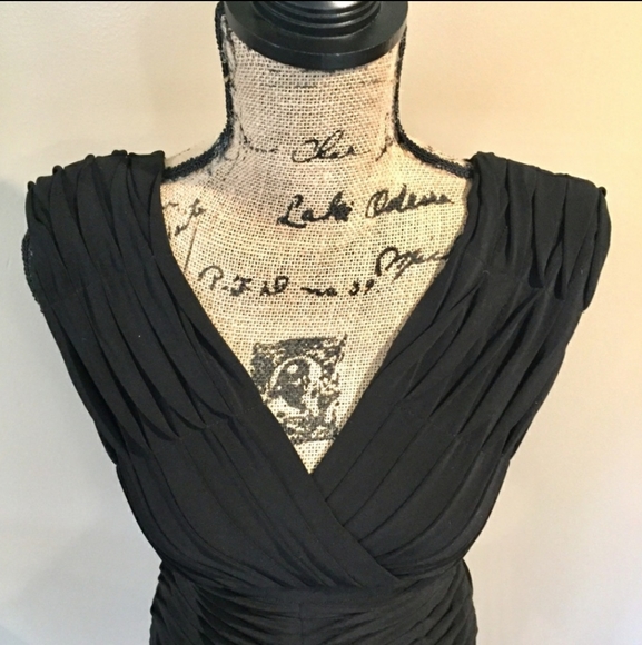 Adrianna Papell V neck tiered dress - Picture 5 of 7